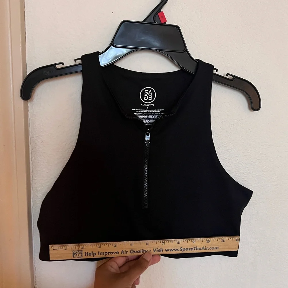 Black Active Top - Picture 7 of 9